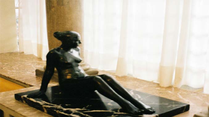 Clays Sculpture Of A Woman