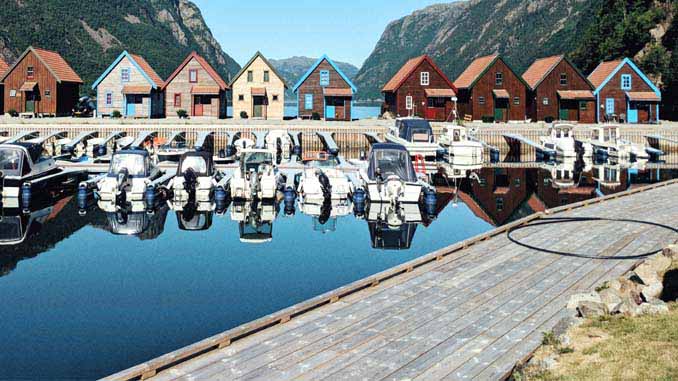 Tiny Homes On The Water